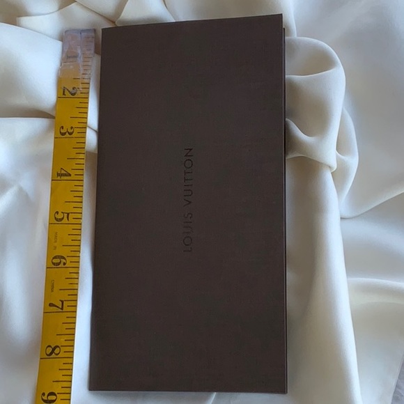 Louis Vuitton receipt envelops - Picture 8 of 8